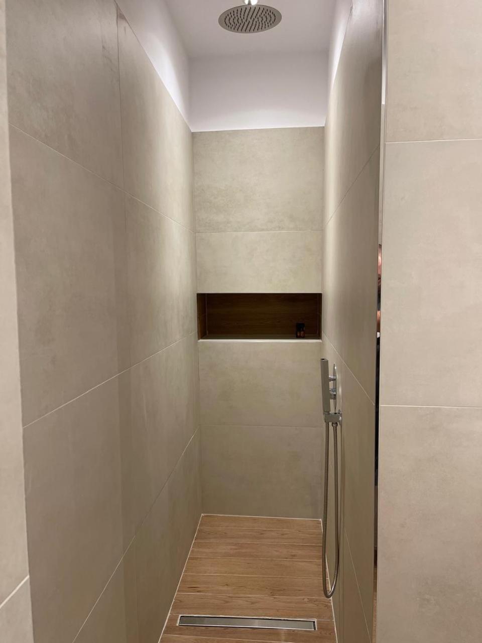 Aparthotel Dia Mare Deluxe Vlorë Exterior foto