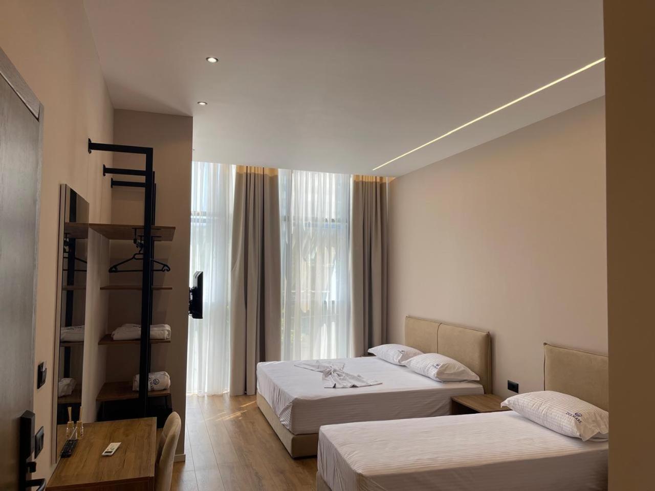 Aparthotel Dia Mare Deluxe Vlorë Exterior foto